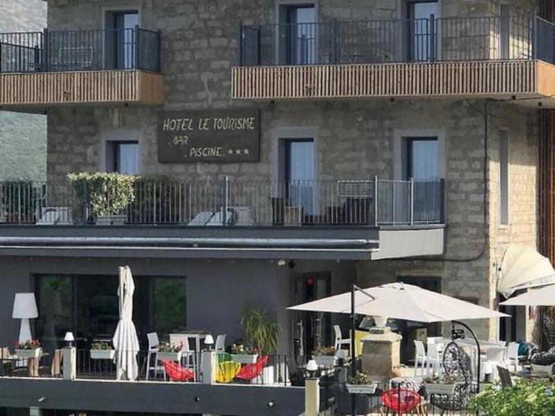 AC3532B68735C33DE717CE4ABFD6959B