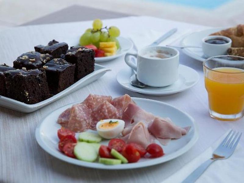 C0DF4E150BBF3565C649AFEBD01EF358