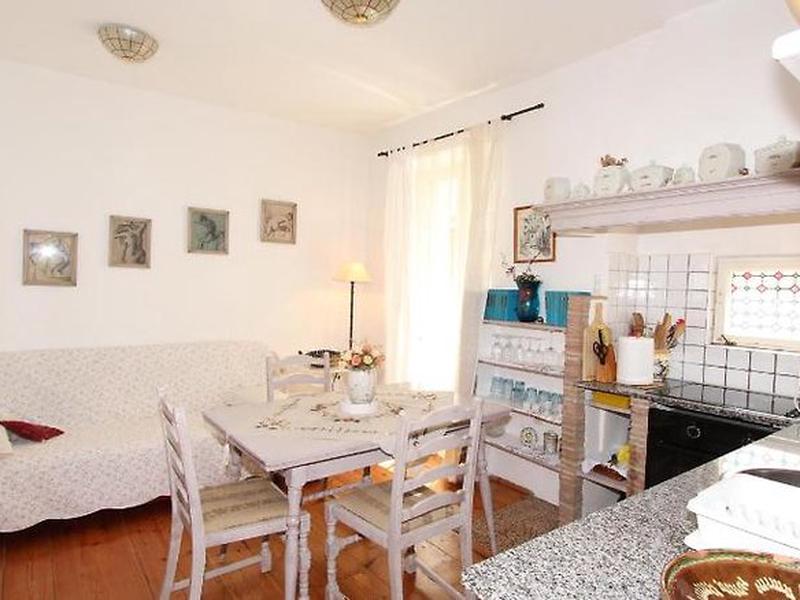 CA2EE2AAA6224E2C20CF4CF4F1E93686