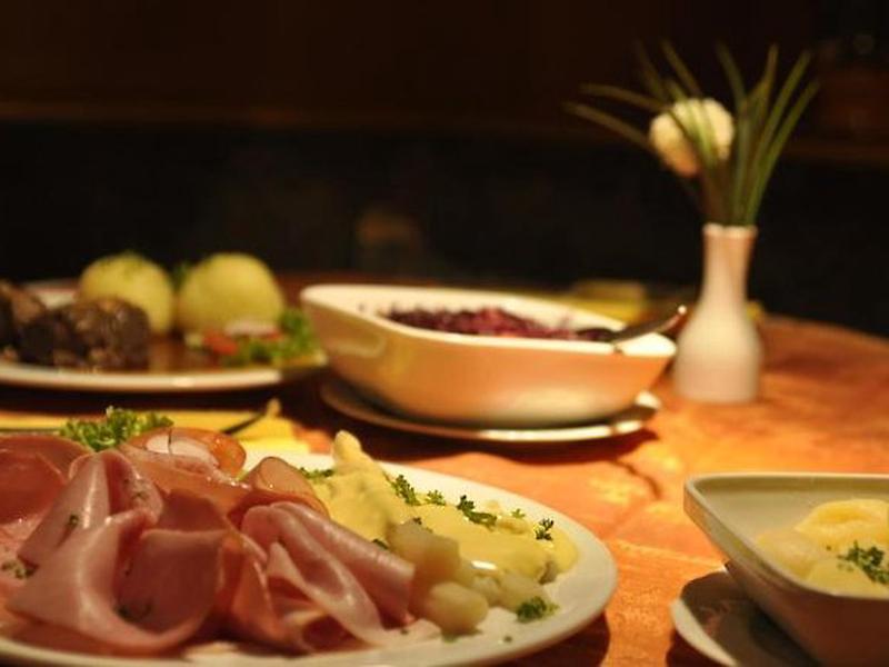 8EBE554779D192385F6E489EEF198D3D