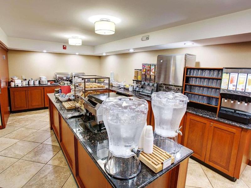 78FA7ED9B5FAA54100DB18C6FEFDF86E