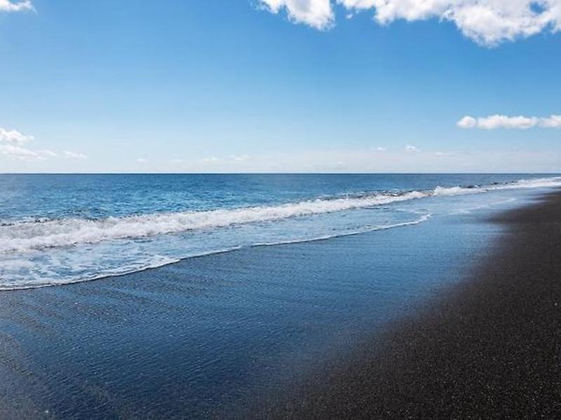 40D7A543046304AF758360AC467684AE