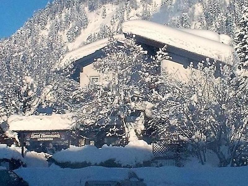 1712FC3F54CB58AD49E494DF1DF8481B