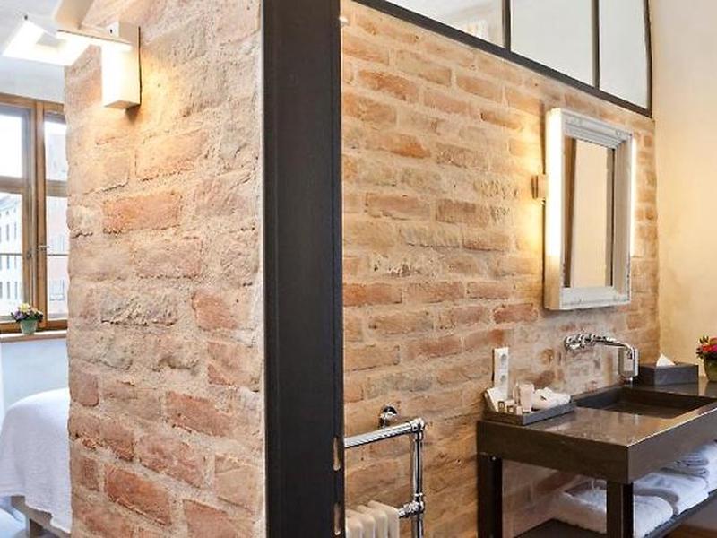 4B08F2E9E904B00273AB995BCFC7D5F8