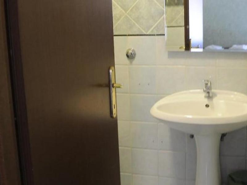 1535E2533F1BD42ECBEF5A93711A513A