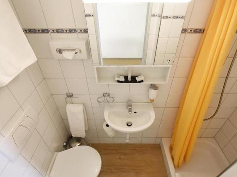 34FF62CDC670158B9734D9EE1B3F4F45