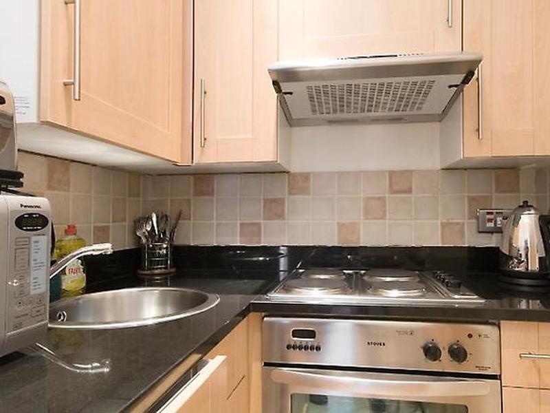 D2053418305B08B45487AE89BDA98313