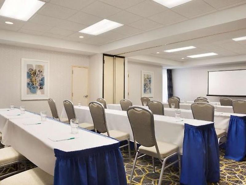 4EBA6651772631414C17BA701E2C8A12