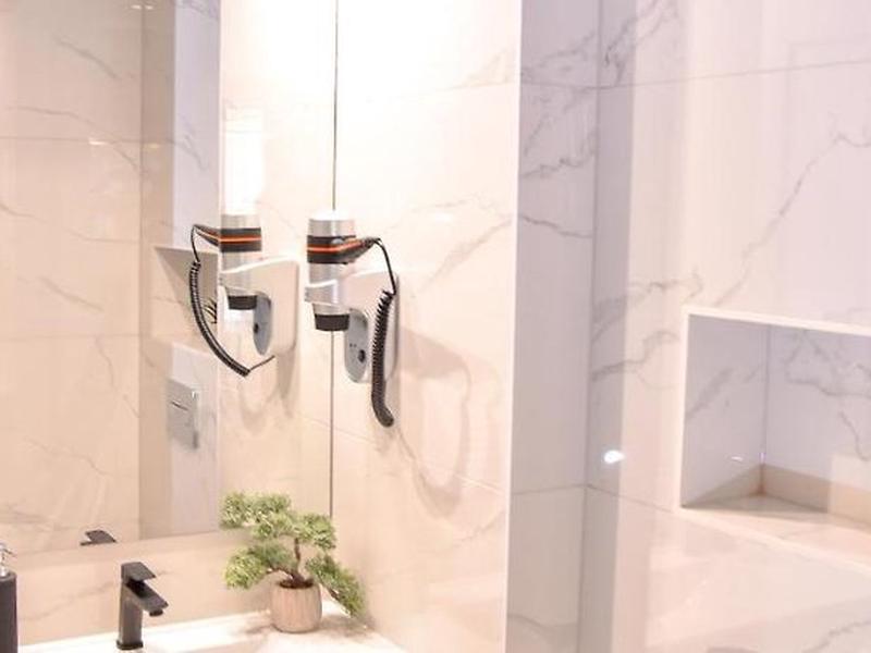 B943F51E1A81644006AED0E209DEA297