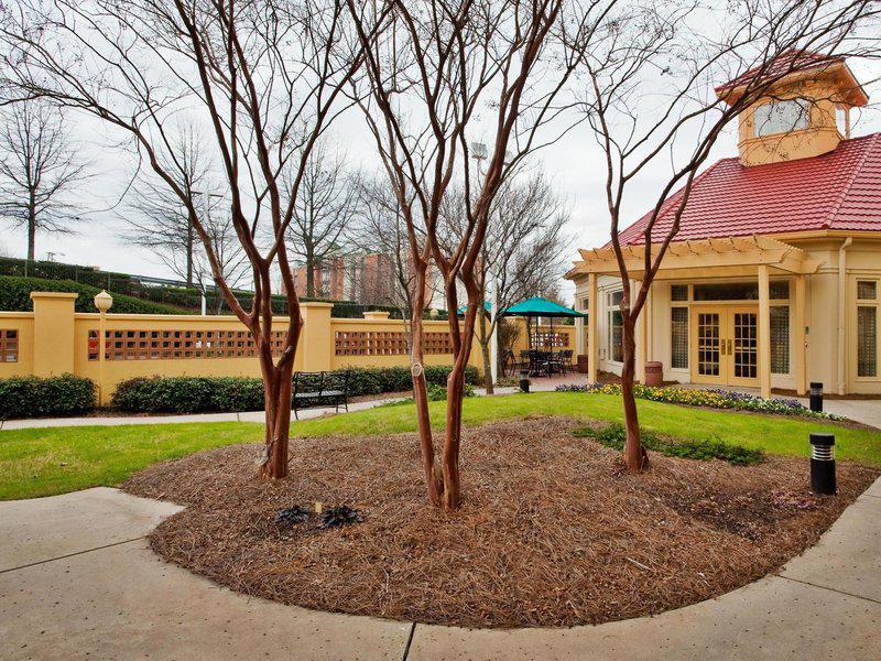 038FAB9231C830CC66B84B0A5FC46263