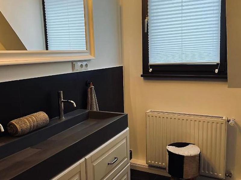 3A912D774D3EC4B517E75320F8A7064F