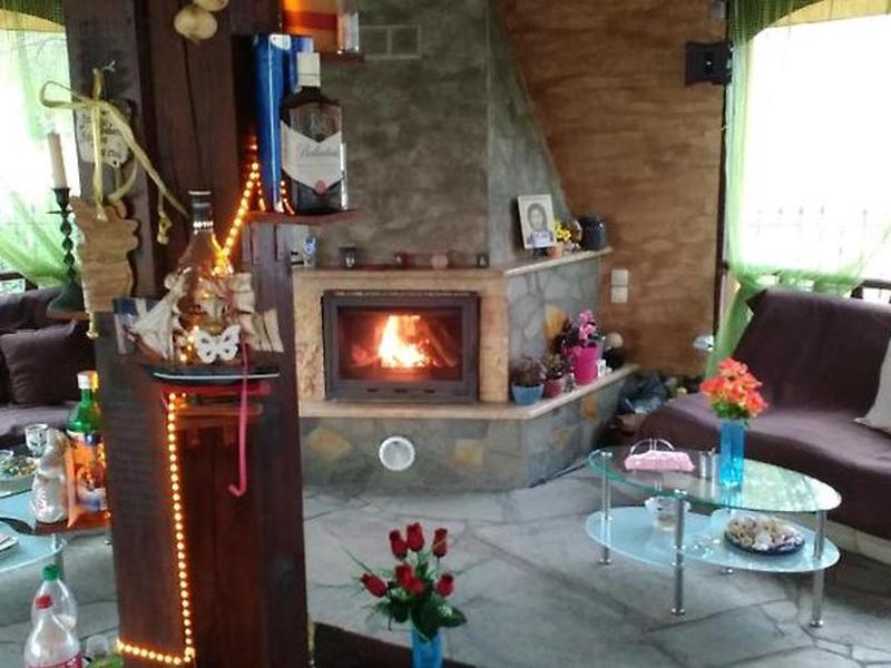 F0B75695B350BDECC7A8B8EC964A76D9