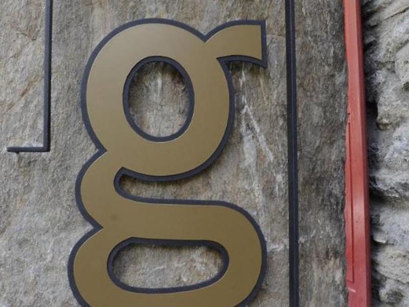 A0D4FE40302F1740D9926D579DA2D46D