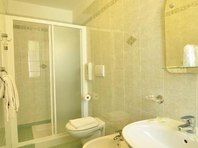 AB94084A86C396B5C227D44F98FC4DFA