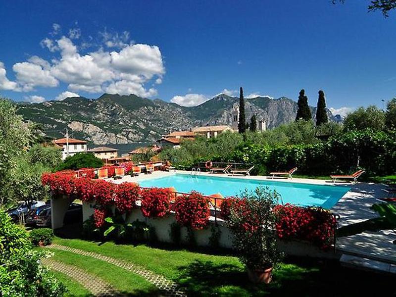 0F95709A9352372E82B3E7B737DB80F1