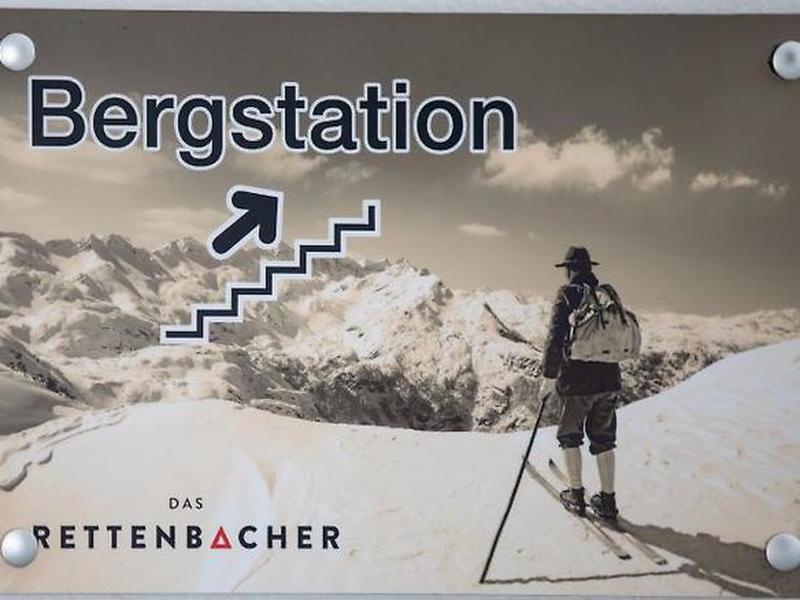 CC87A356D0A0E4FF13AB27A939BC97BA