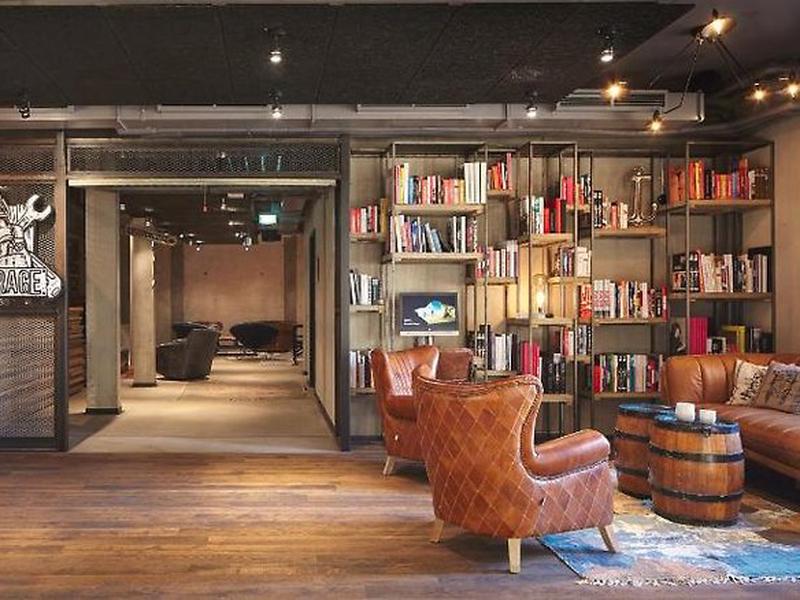 25267DB58697E90D9802956918C99E92