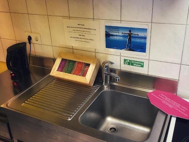 23C1B53065F7DF474BCD9E3E432A6495