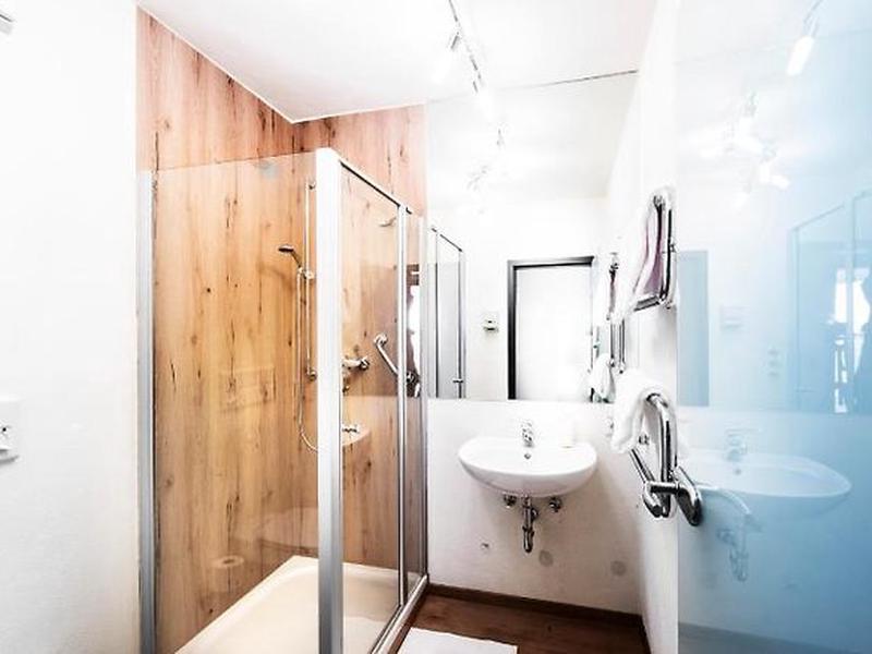 9A44B10A73F00278432AC3A2EA91F1A3