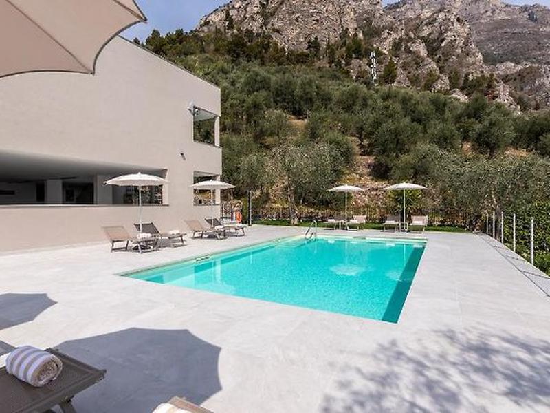 9069803691B516E3E1575E5C63FF673E