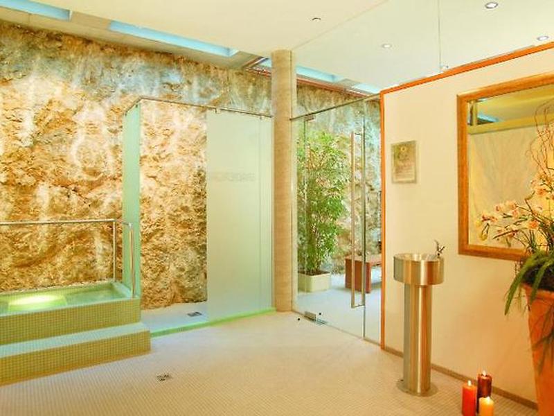 A6D7FC23658FF29F4141970F19BDA2F3