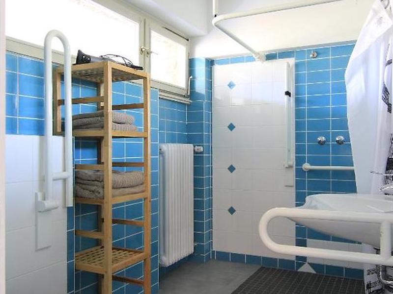 4B103AB934FC55F4C56D28492AE17876