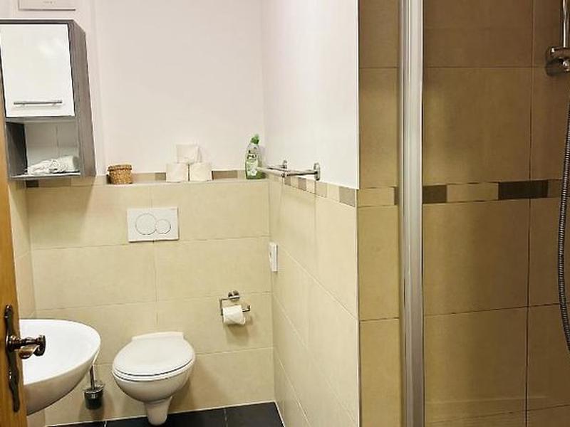 43E69BBBD85E681192E7924F897B7D33