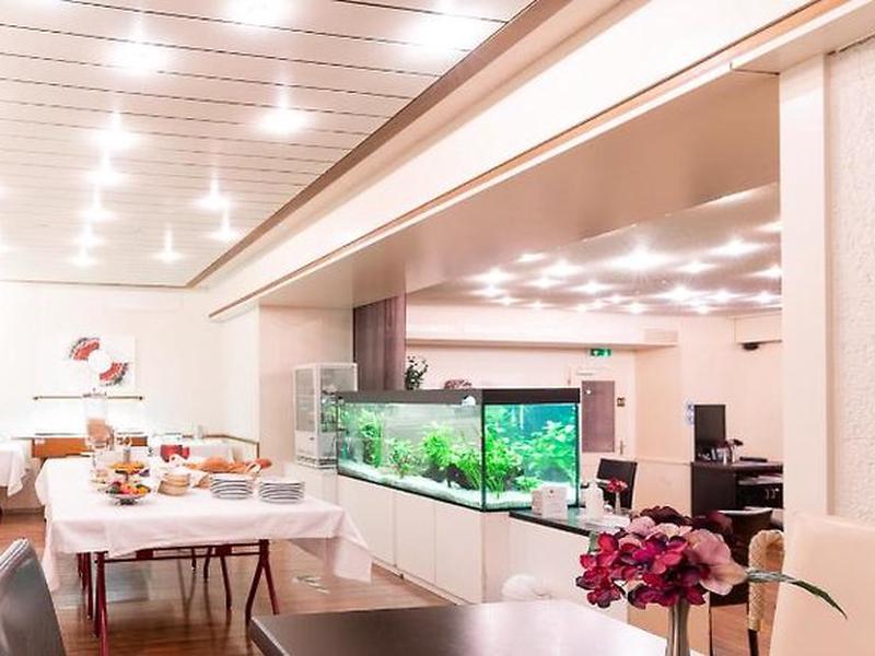 D268577F8865A0ADE0C1118CB722E809