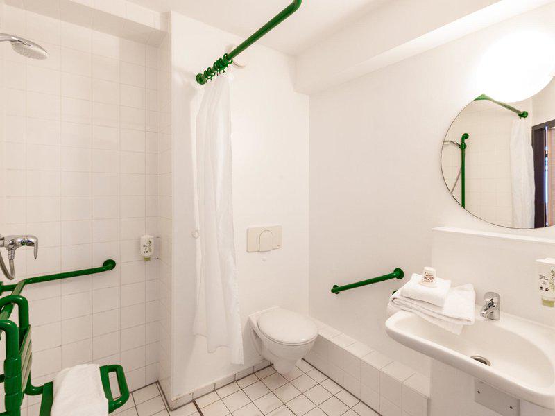 C4D969856CEEE46474F25F162E155BE1