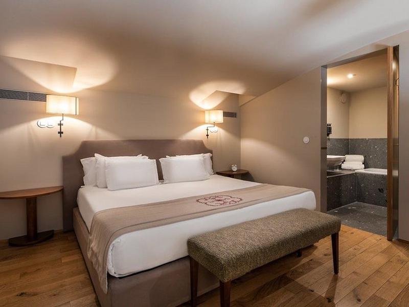 34AA9A1F7F4BF8F67EA14DBAB40B5B1F