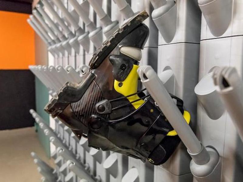 9F549005C700B1EE51185325F3D3885A