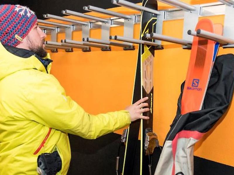 DE1025462AE72ADF5327975823B9ED87