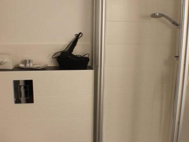 CE0EA7ED95FE386662A7A7FAA6F76403