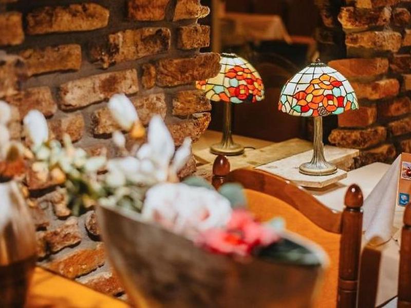 8257DEE61482C3CA928A7C35E02AB2DA