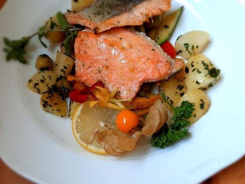 4FB94F3697895CB72EB259B835D55FF5