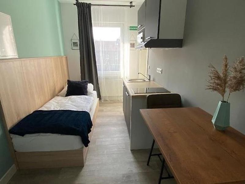 1DB798A5A37E325F35C46E666460E9EF