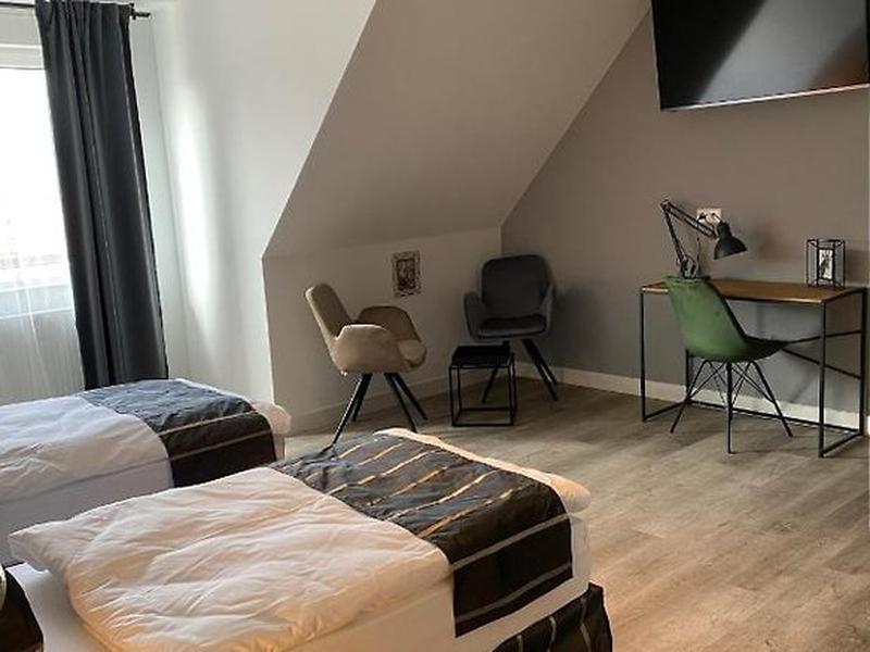 3AD990CB3E2998513A1D453EF9F07DCD