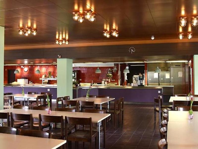 D617615F9441F479B340F0D6C951958D