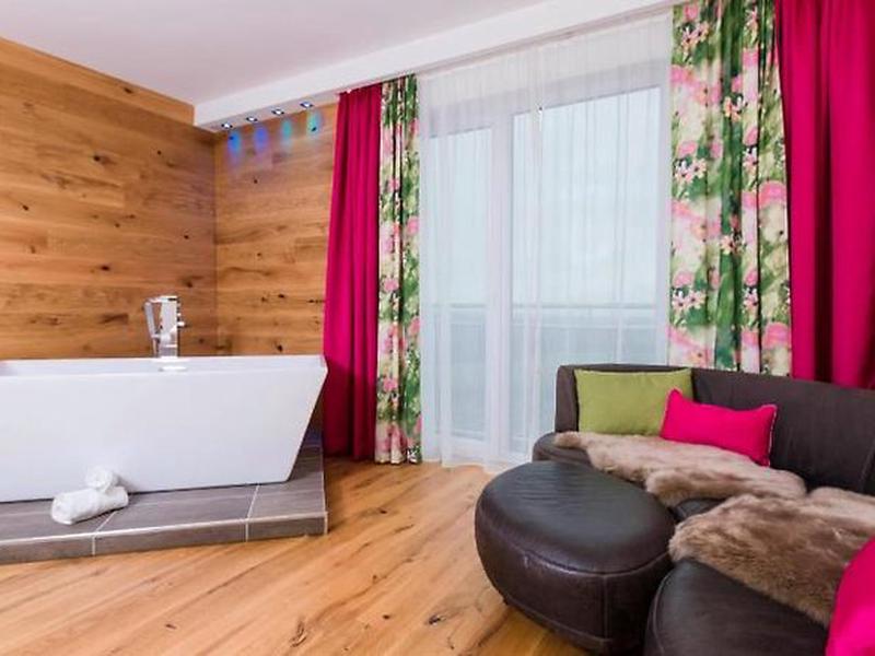 8763C3C64C7D58CB09B0C901D3302022