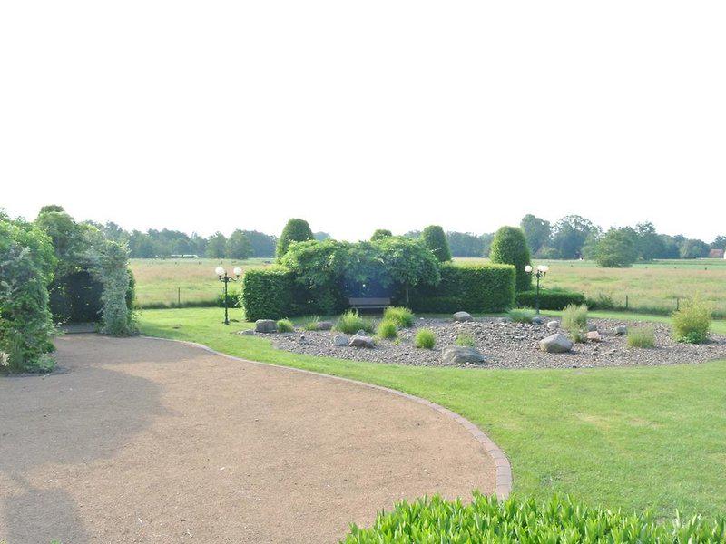 9EEC9A7C21932A46EF0BE6C810486166