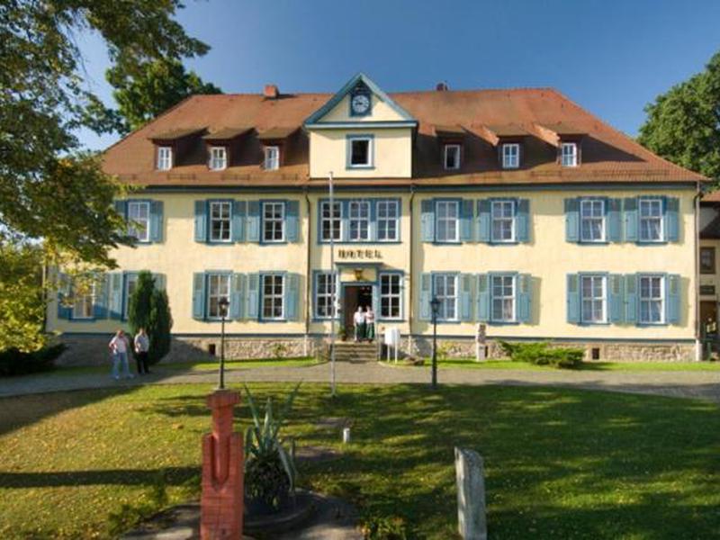 83B90558EBB410F512989BADF704D34E