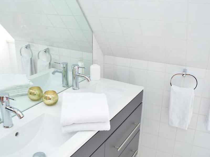 E6803ED4C516CD20775D7C7B9D50C5C5