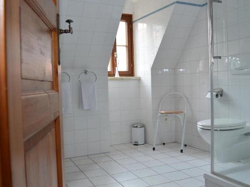 E69BB1782C1F7A9157F7E39AE0D58BFB