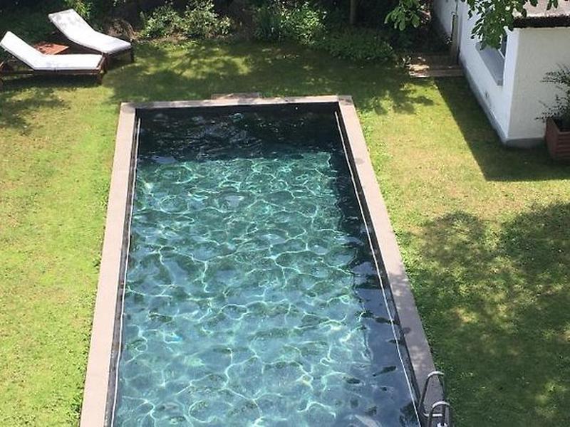 DBABCD8FC09E81C6756F2035755602FE