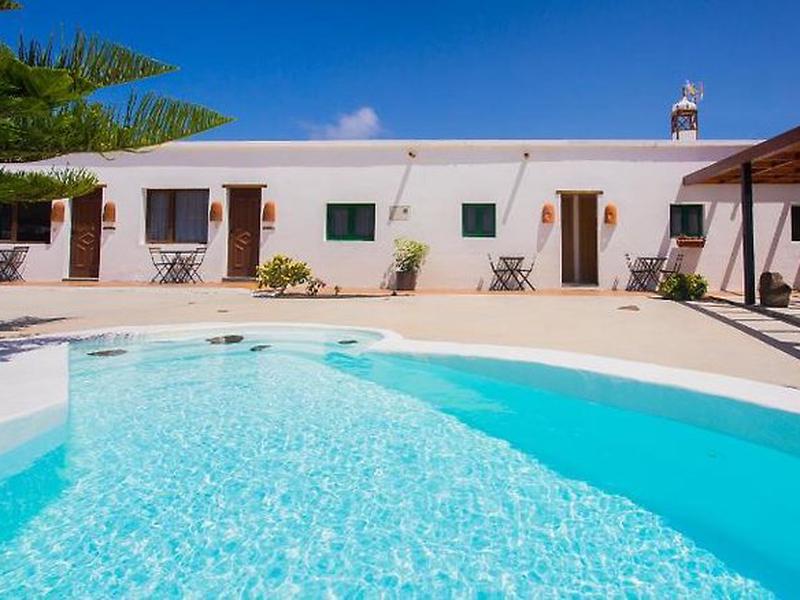 82DD5C0AB5DC93D728DDED7C46C4D6A5