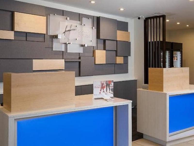 C35D7B66E2E5E16C4B0A9A4223D755ED