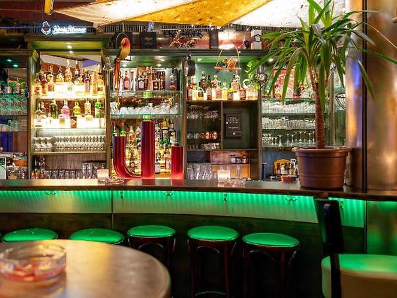 824AD8DD99CB9ECC1C04AF46E5817B49