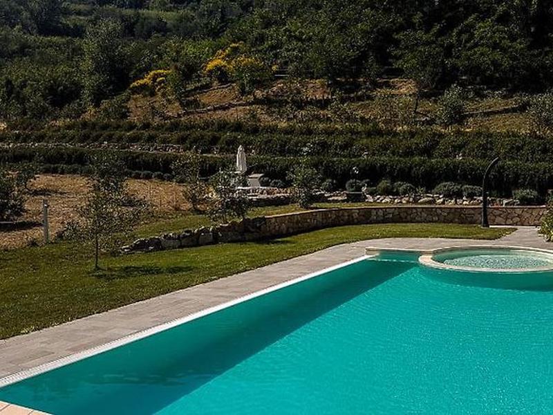 76F1DC7D16023B55EAAED33FBC989049