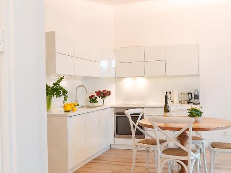 63F468ACA3E89C0953E0FA4B6AD84E66