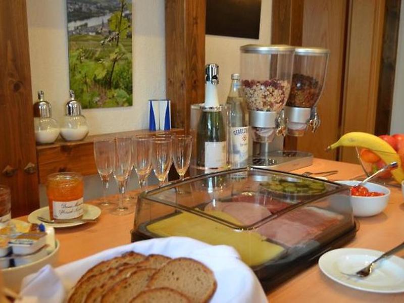 84EAE5180028D583378BFB1FD738342B